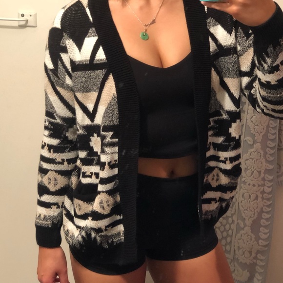 H&M Tribal Print Cardigan - Picture 2 of 6